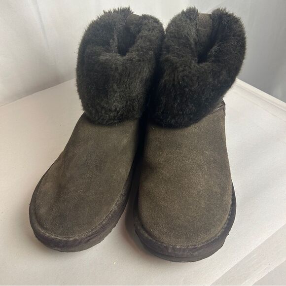 UGG low ankle folded winter boots size 8 brown - Picture 1 of 5